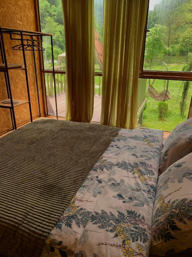 Nahei Cottage มาร์ทวิลิ ภายนอก รูปภาพ