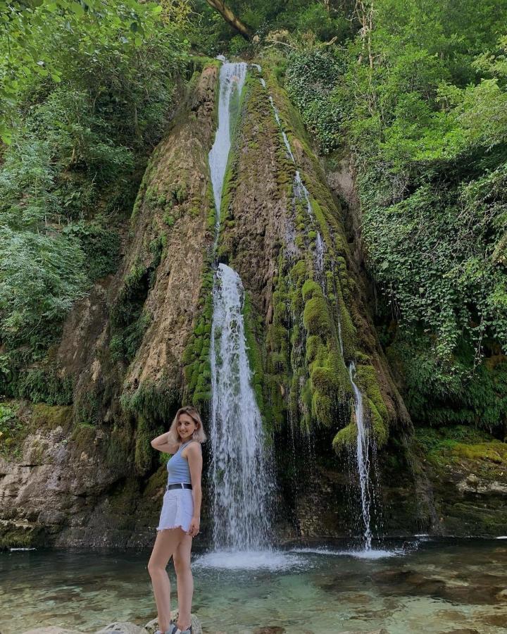 Nahei Cottage มาร์ทวิลิ ภายนอก รูปภาพ